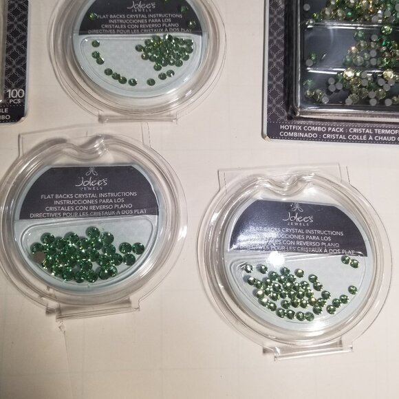 Beads (mostly green), some silver color - Picture 5 of 5